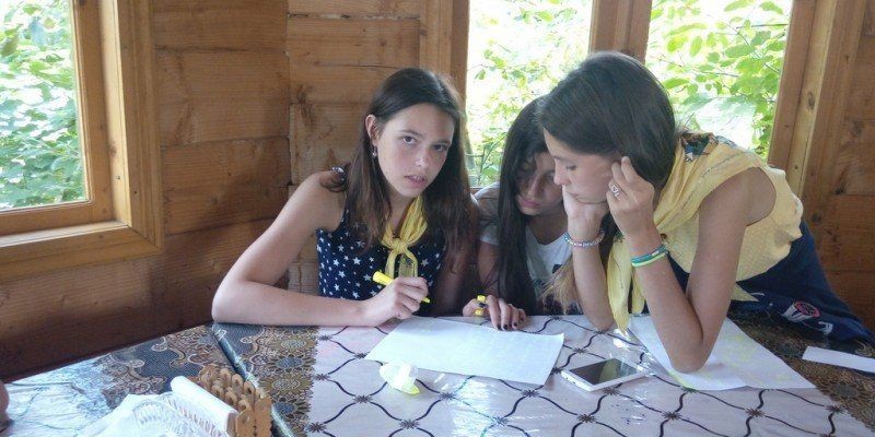 Children's Camp. Educating without Punishing