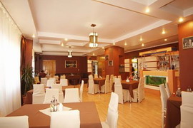 Restaurant in the hotel Europe in Rahov