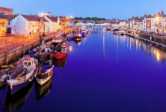 Poole. Museum. Camp in Britain. Excursion to Weymouth Harbour